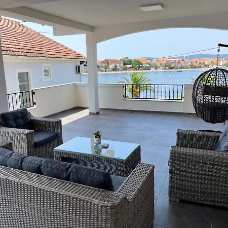 Apartment Leona & Doris Бибинє Екстер'єр фото