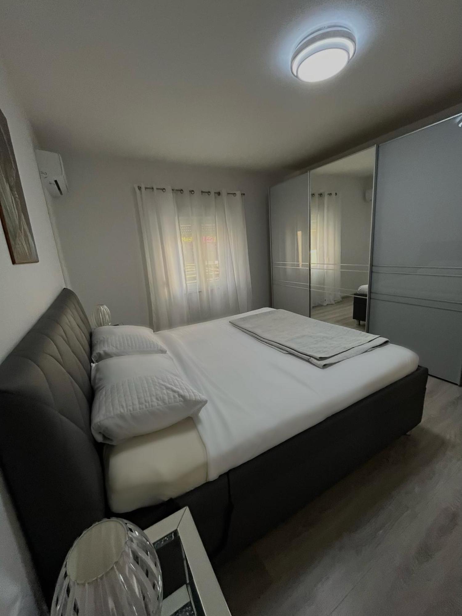 Apartment Leona & Doris Бибинє Екстер'єр фото